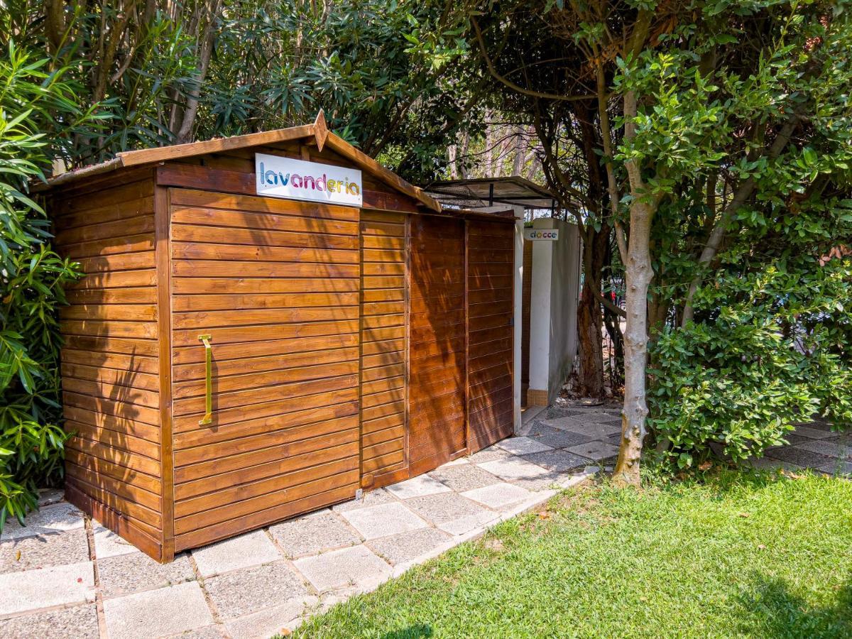 Residence Borgo Latino- Localo Torre dell'Orso Luaran gambar