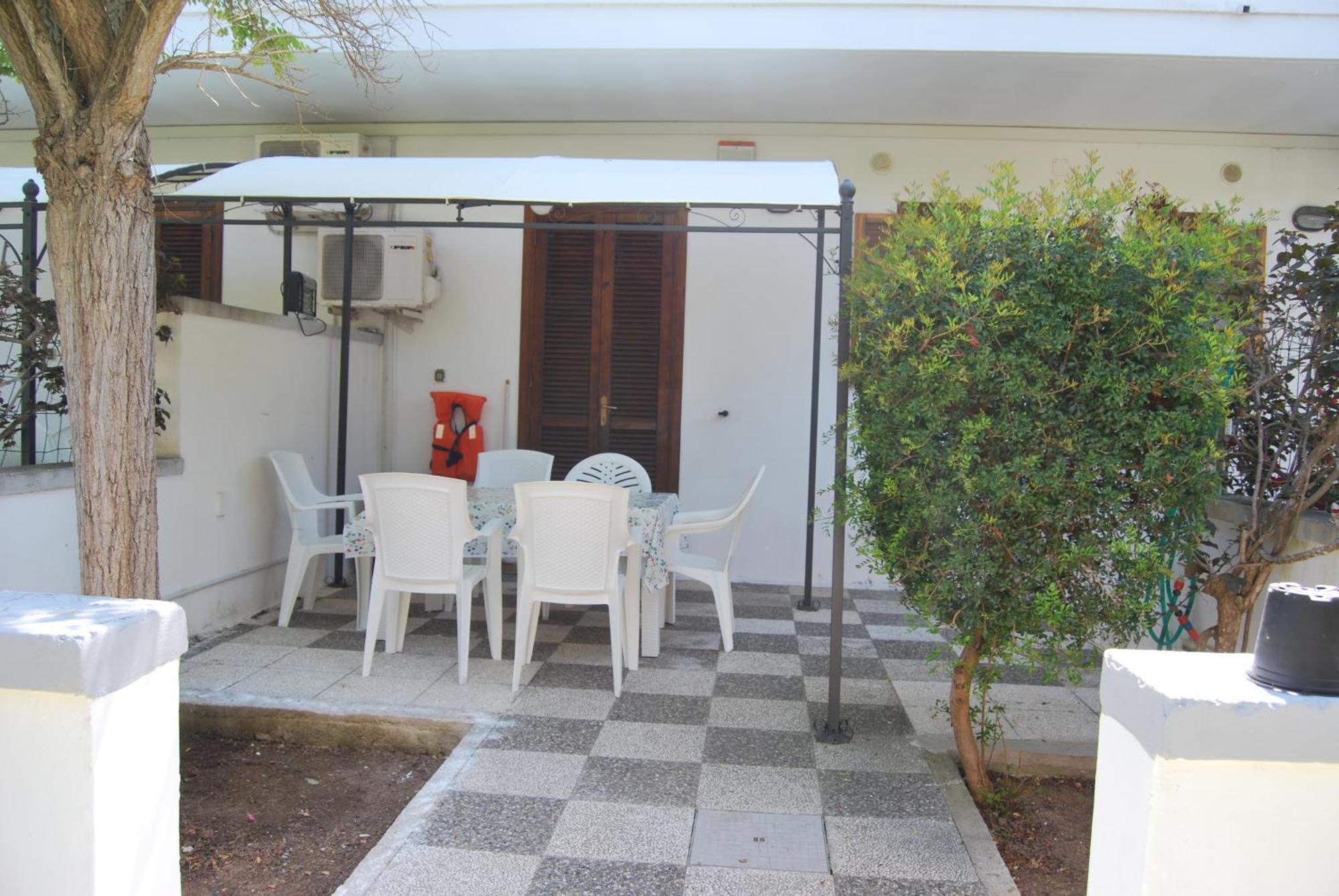 Residence Borgo Latino- Localo Torre dell'Orso Luaran gambar