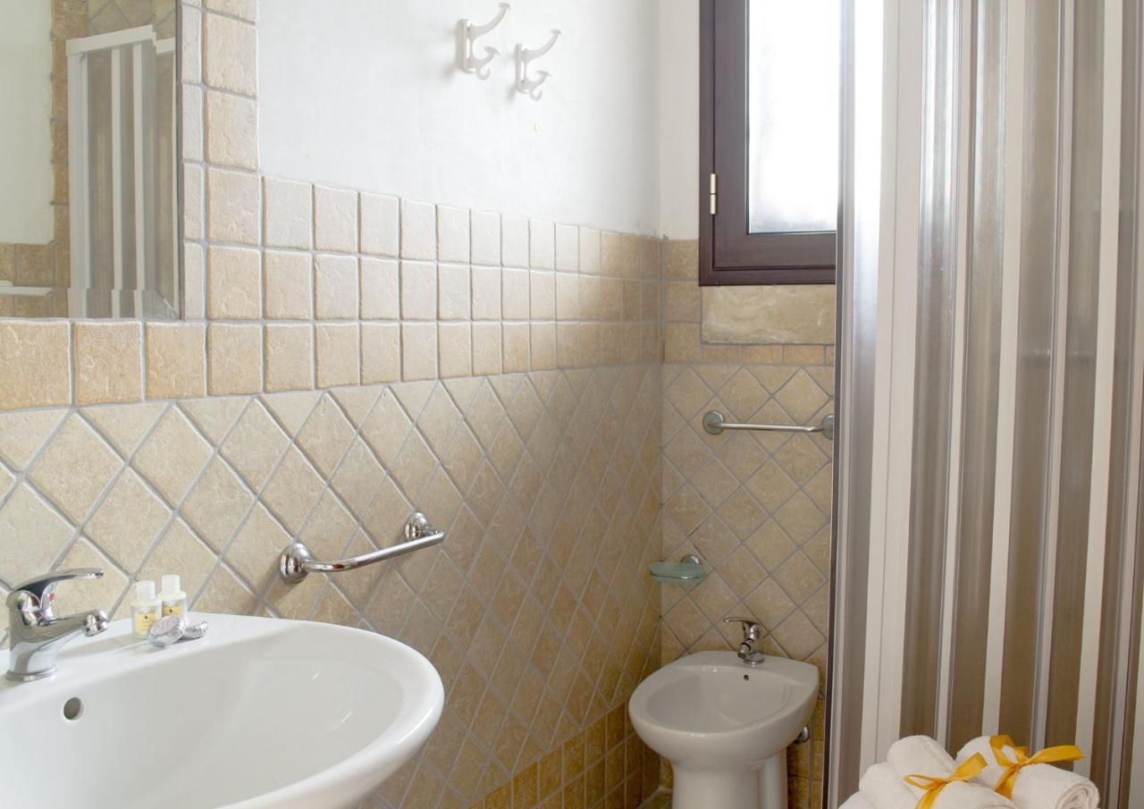 Residence Borgo Latino- Localo Torre dell'Orso Luaran gambar